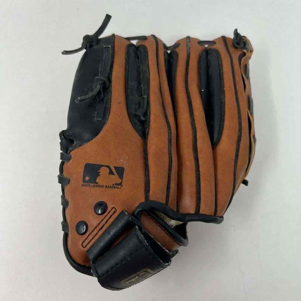 Wilson Youth Baseball Glove Barry Bonds 11